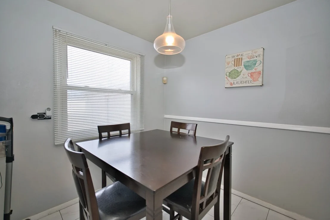 Photo of 6948 Beckwith Road