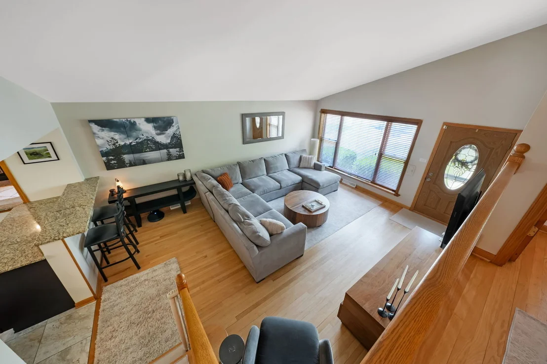 Photo of 513 W Division Street