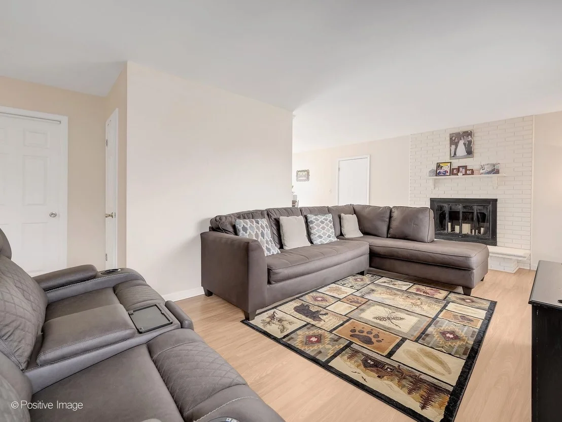 Photo of 605 Commanche Court