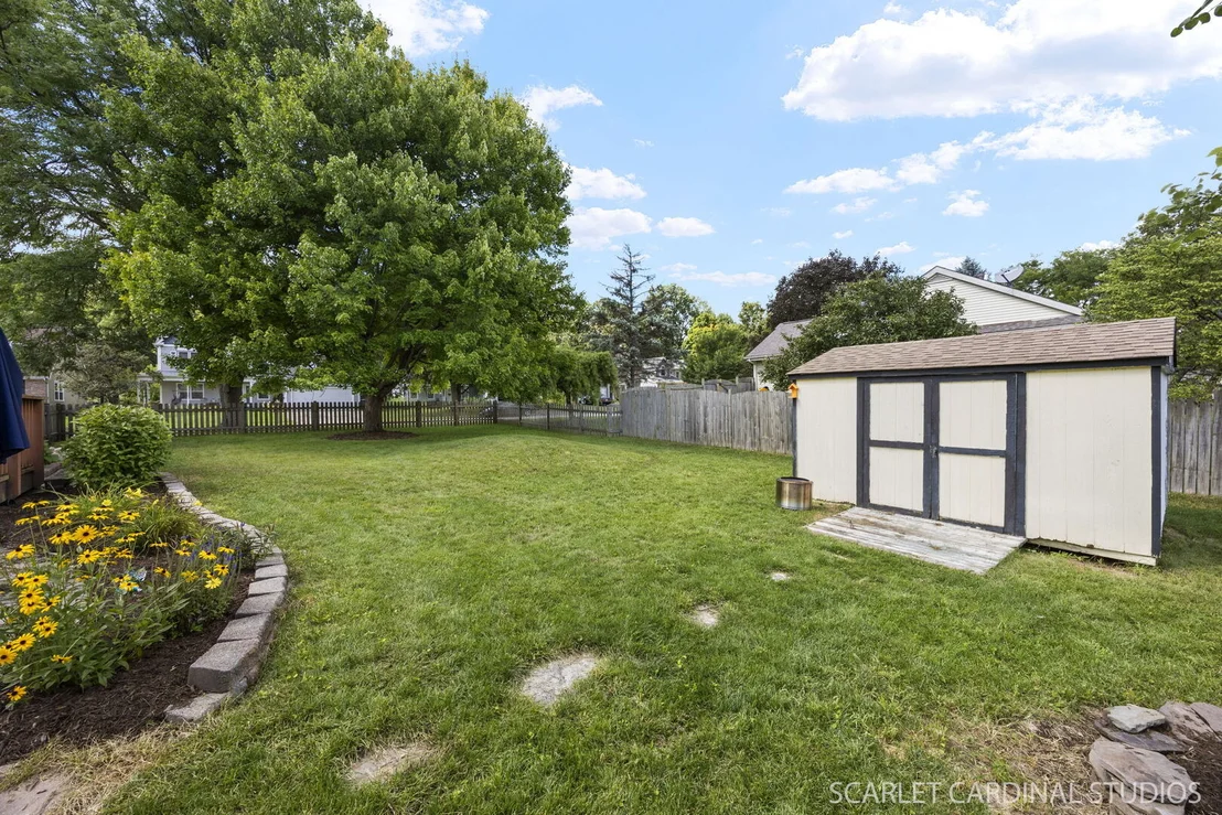 Photo of 2000 Banks Drive