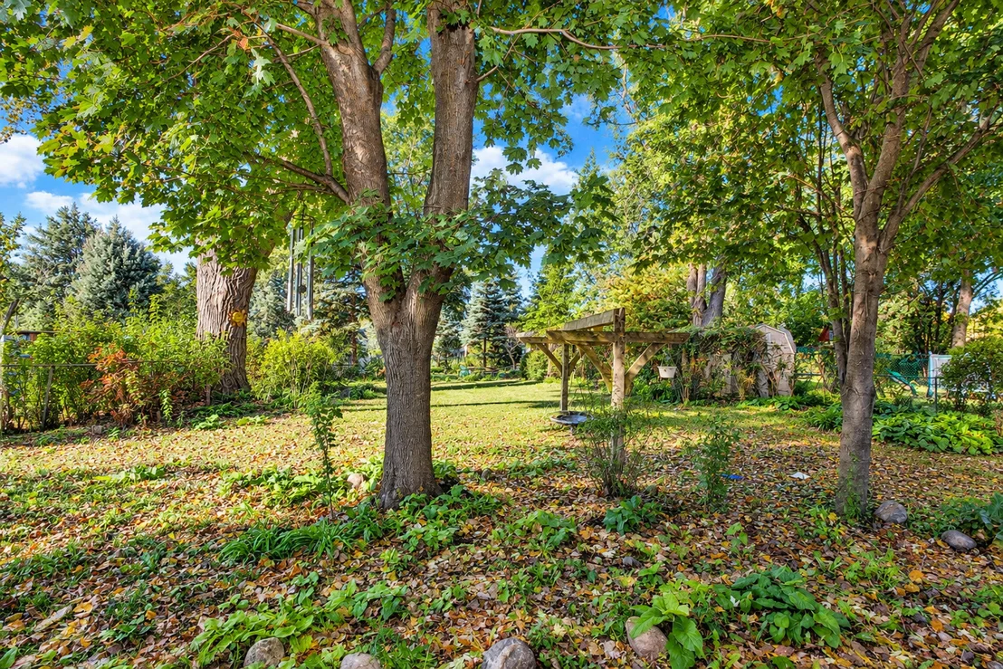 Photo of 984 Cuyahoga Drive