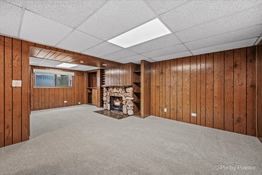 Photo of 555 Figard Lane