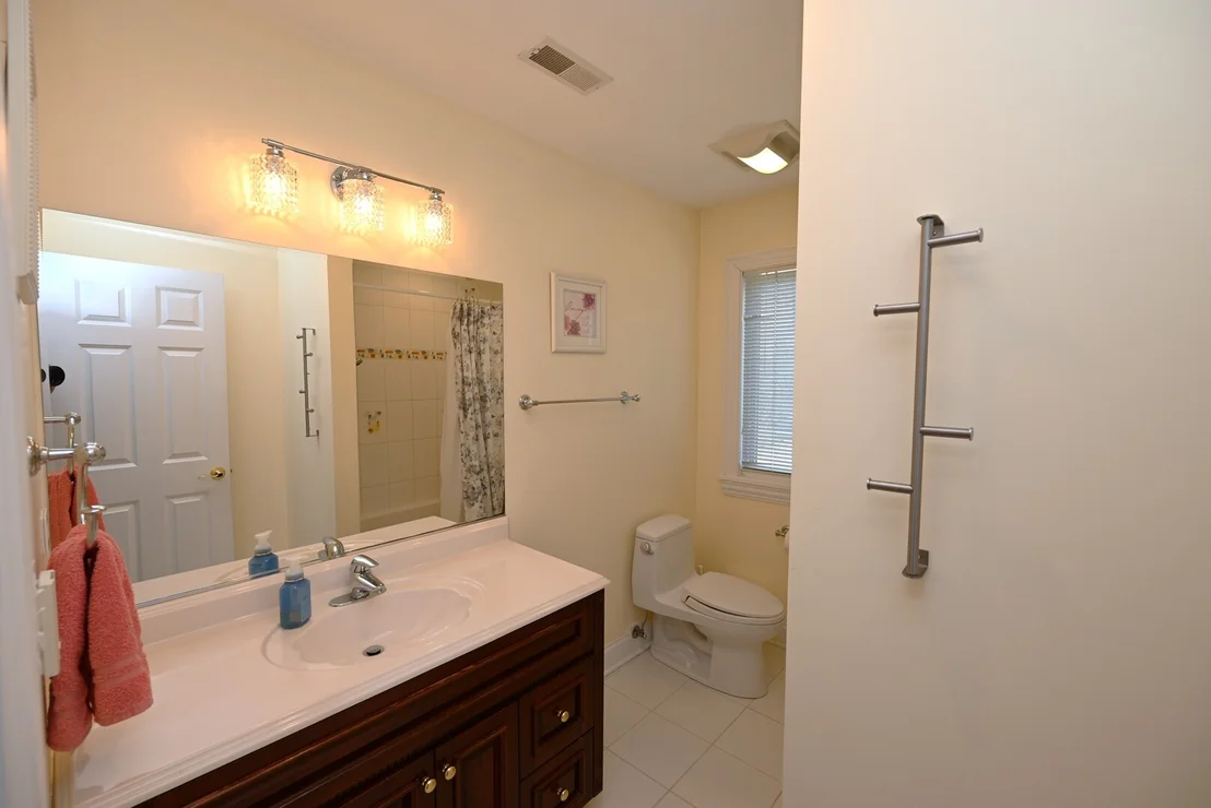 Photo of 175 LAGOON Drive