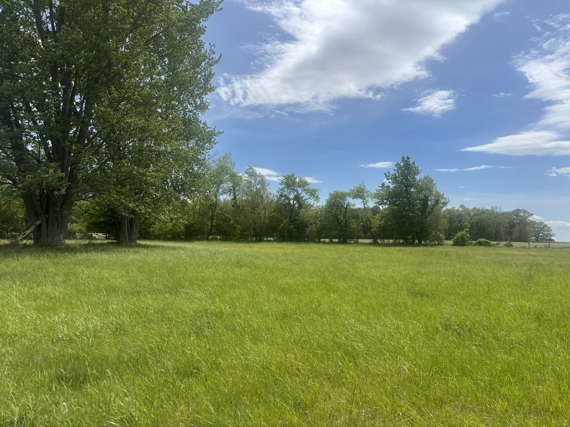 Photo of 827 Brookside Drive