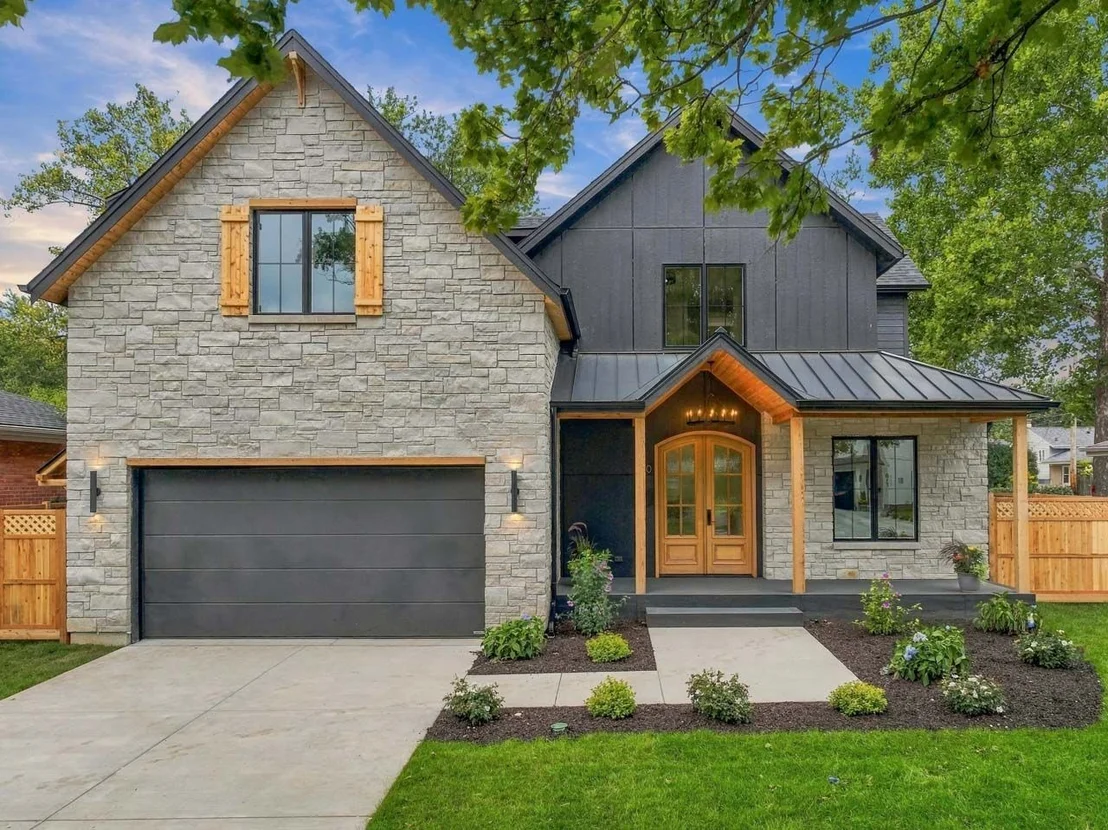Photo of 810 Clover Court