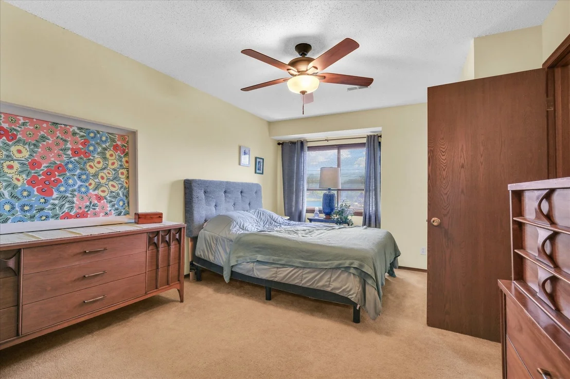 Photo of Unit 2108 at 2108 Sunview Drive