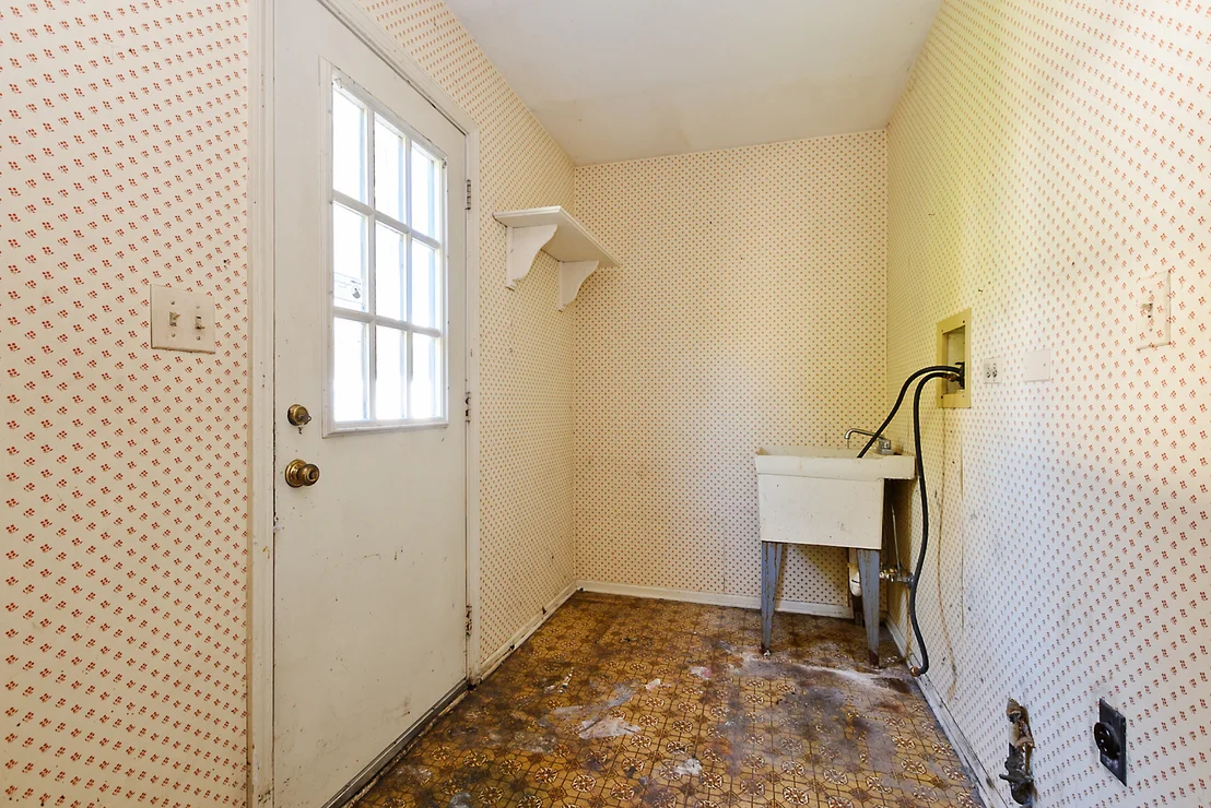Photo of 130 Westhampton Court