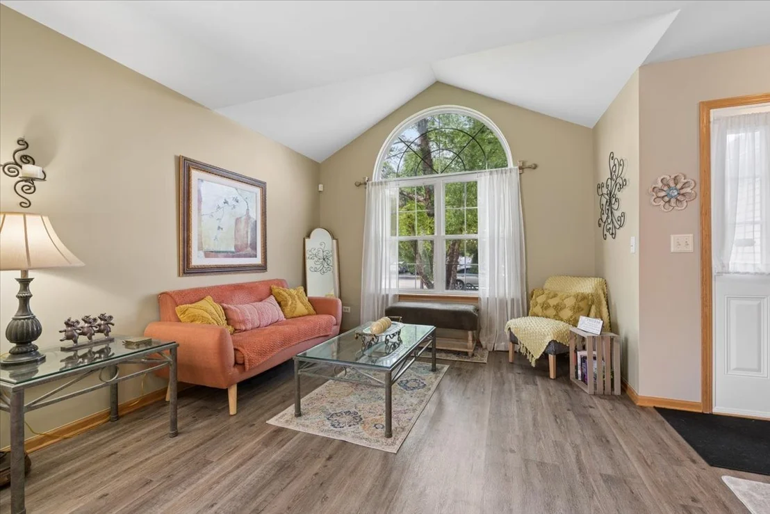 Photo of 1632 Tall Oaks Drive