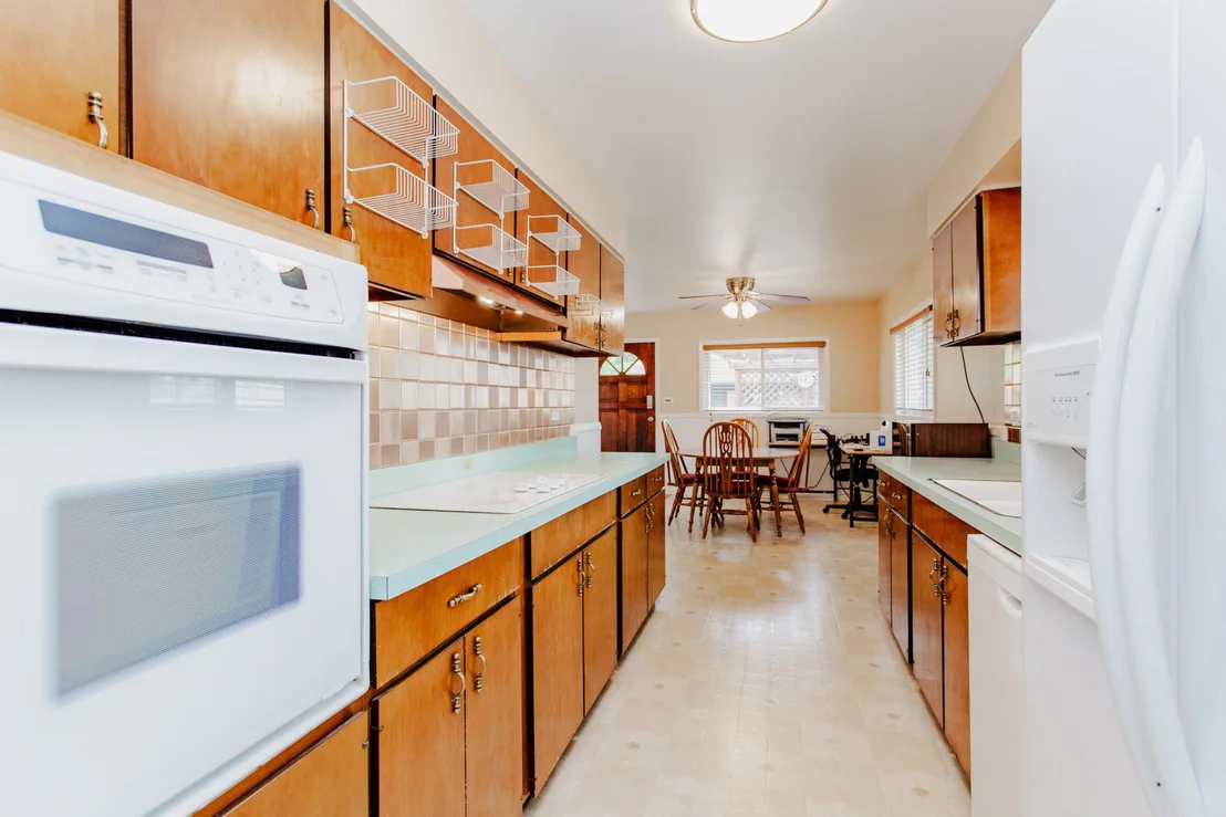 Photo of 818 Leahy Circle