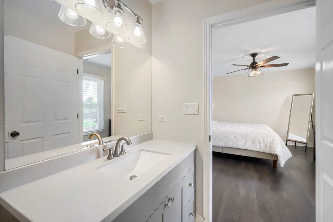 Photo of 1310 W Darlington Circle