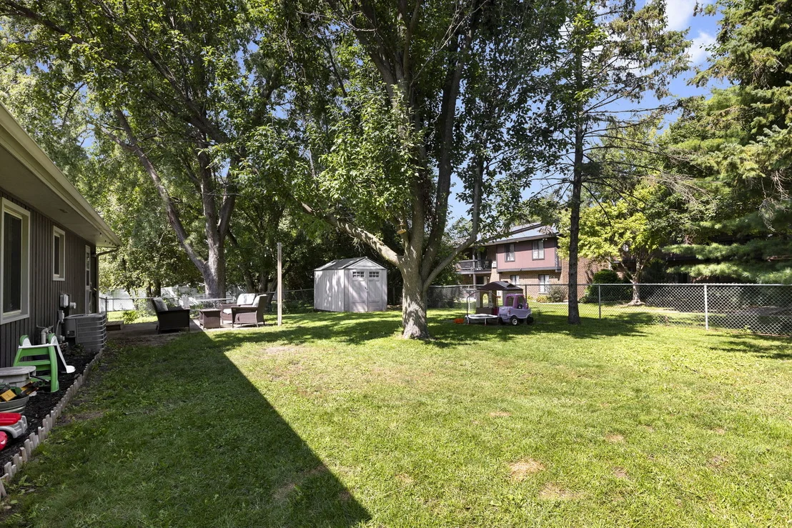 Photo of 824 Royal Drive