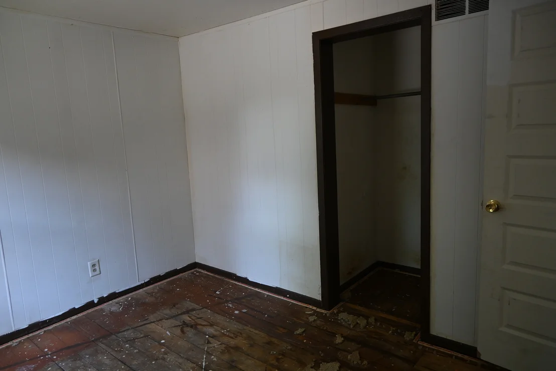 Photo of 1346 N Division Street