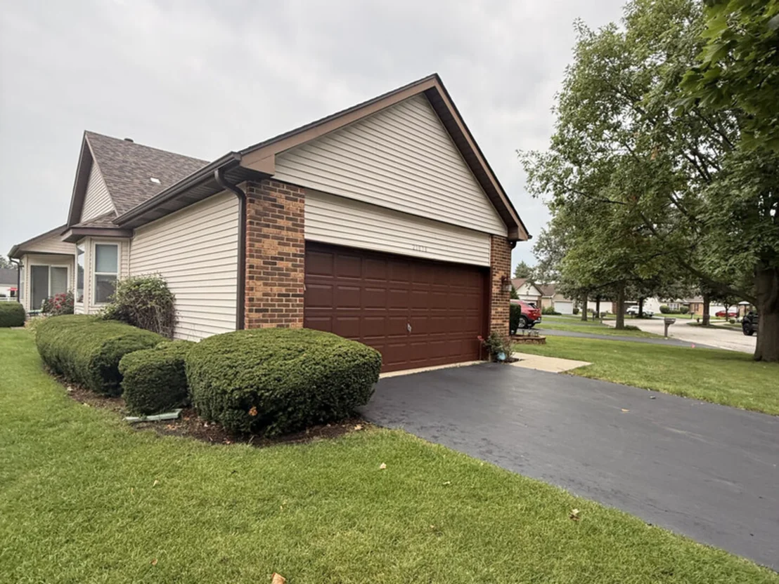 Photo of 21070 W Hazelnut Lane