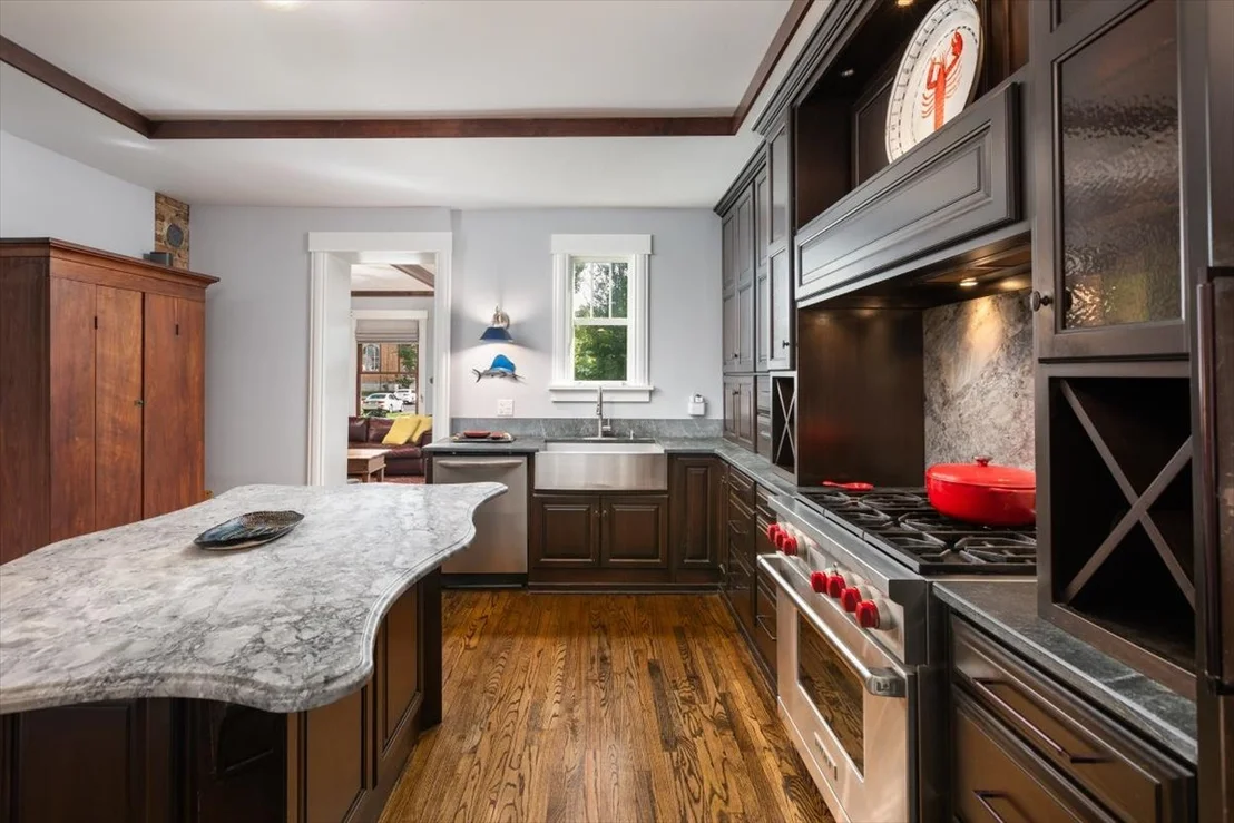 Photo of 321 North Avenue