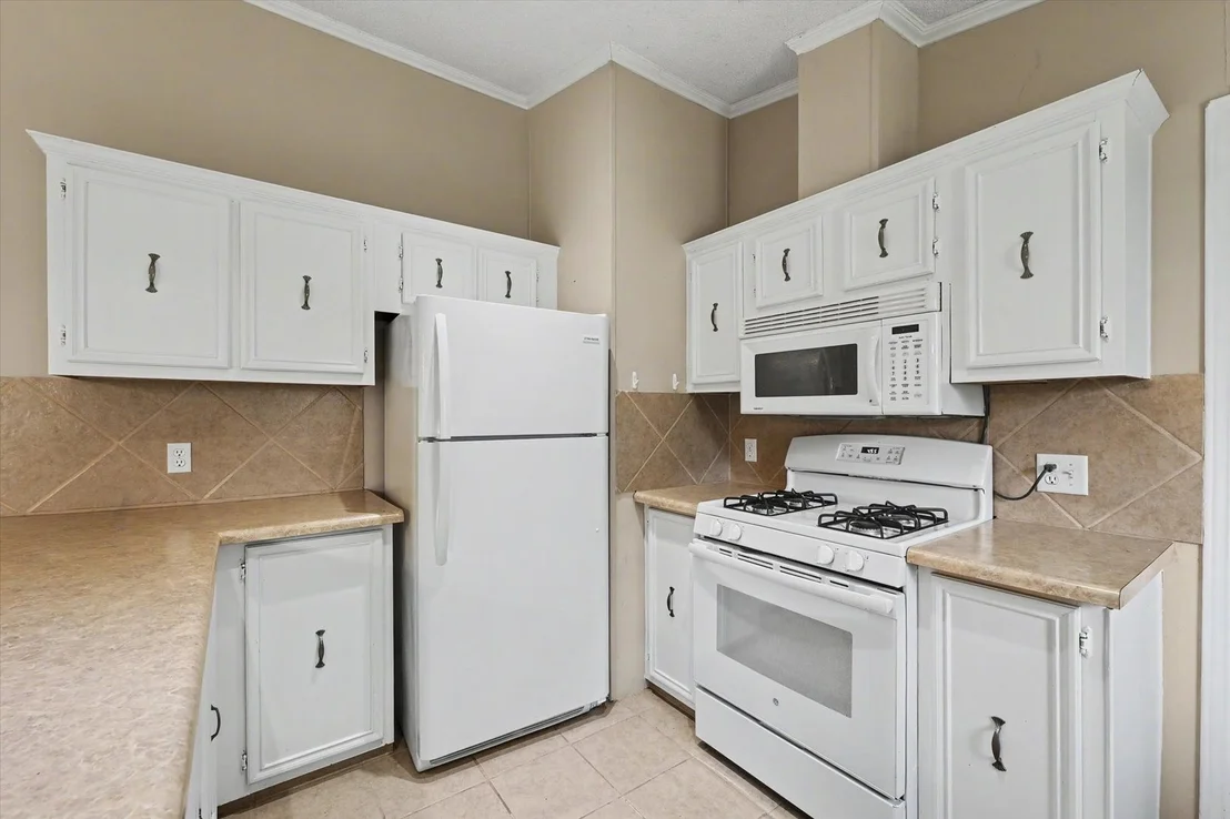Photo of 14 CHERRY Court