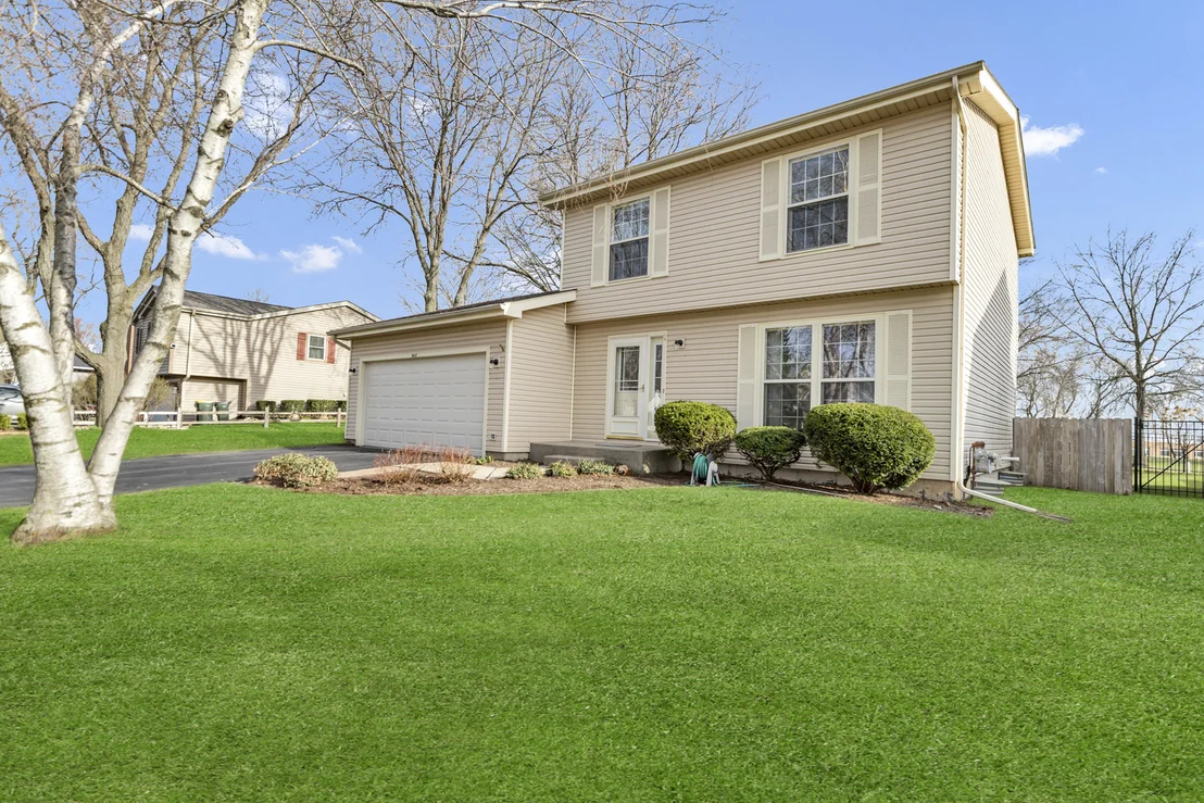 Photo of 842 Pin Oak Circle