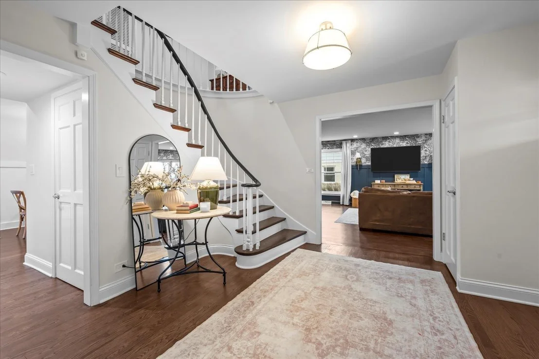 Photo of 520 Standish Drive