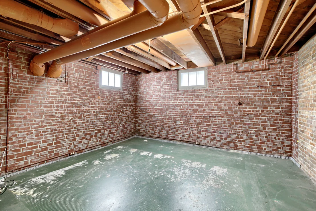 Photo of 345 Vincent Place