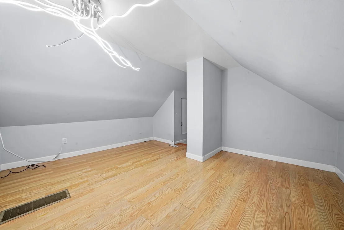 Photo of 5512 W WRIGHTWOOD Avenue