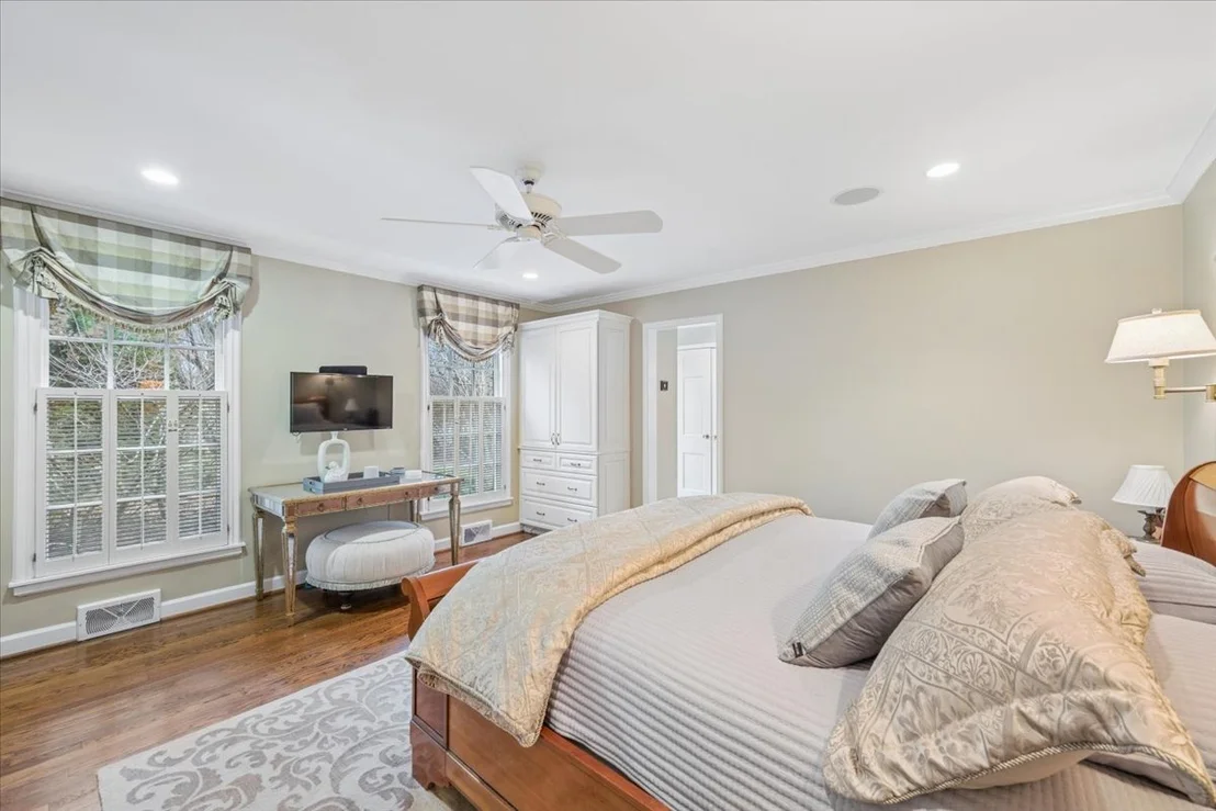 Photo of 1185 Hill Road