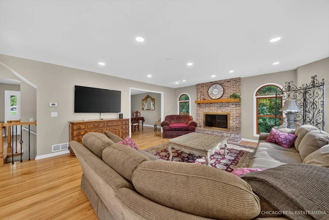 Photo of 5N791 Ravine Drive