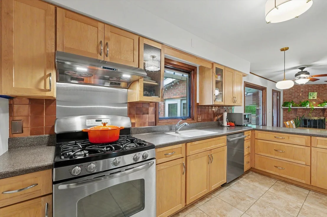 Photo of 2207 Boudreau Circle