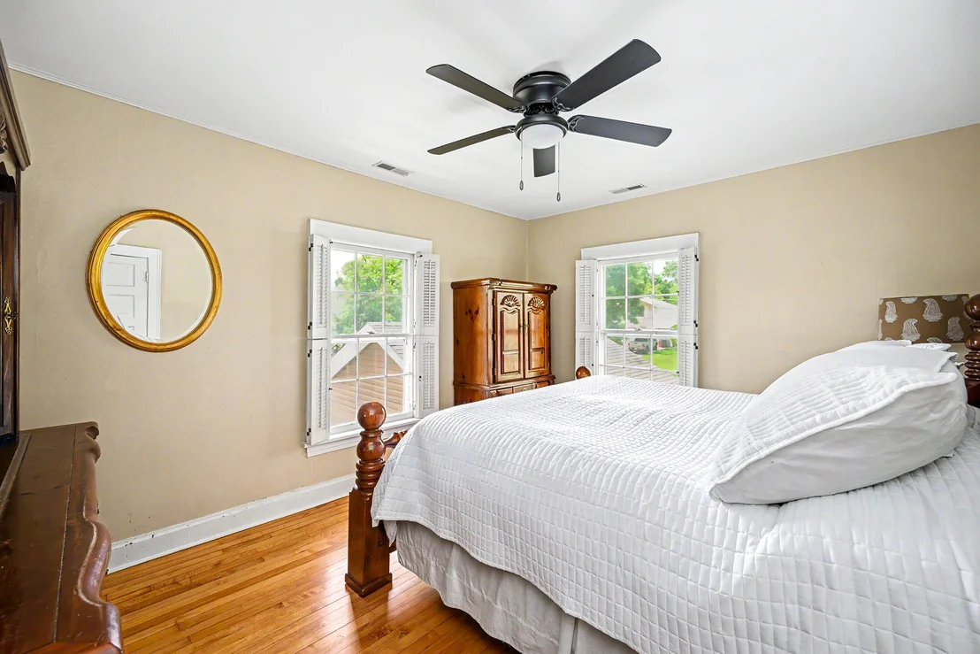 Photo of 273 Geneva Road
