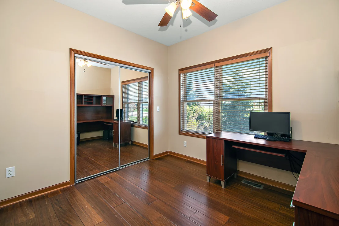 Photo of 6011 Park View Drive