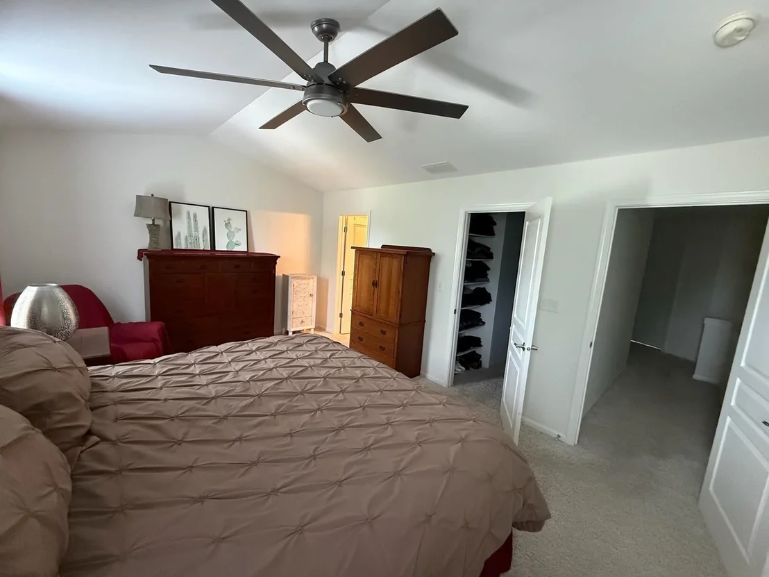 Photo of 995 Reserve Drive