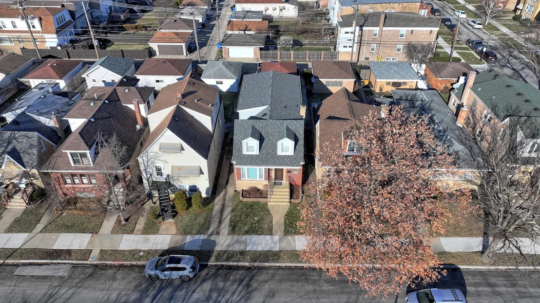Photo of 6544 W Devon Avenue