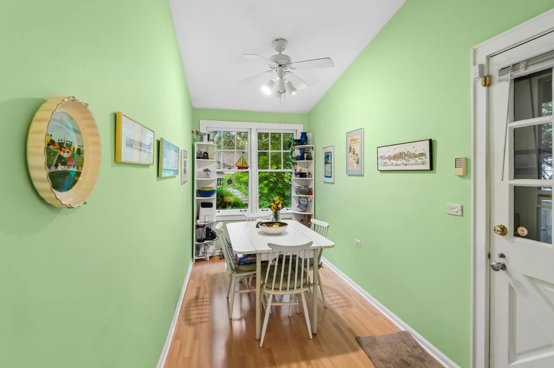 Photo of 3130 Thayer Street