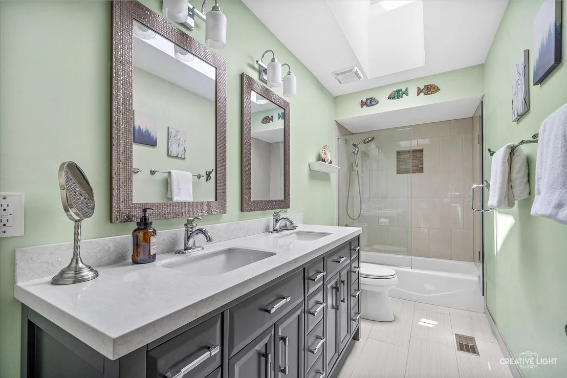 Photo of 933 Stanton Drive