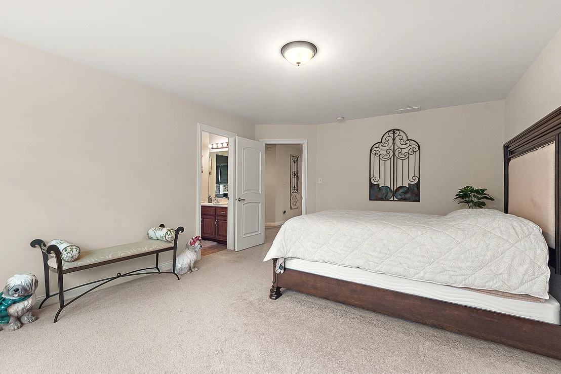 Photo of 8136 ABERDEEN Drive