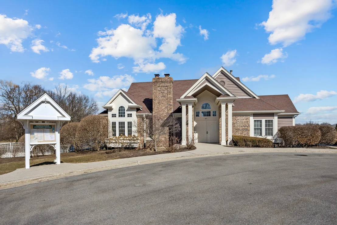 Photo of 6151 Golfview Drive