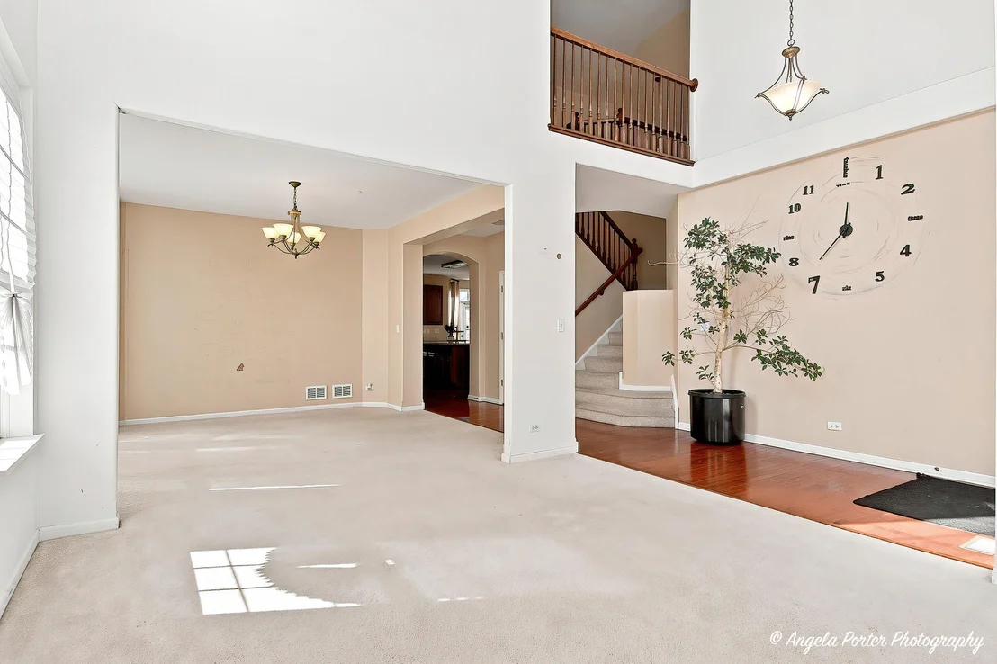 Photo of 429 W Newbridge Lane