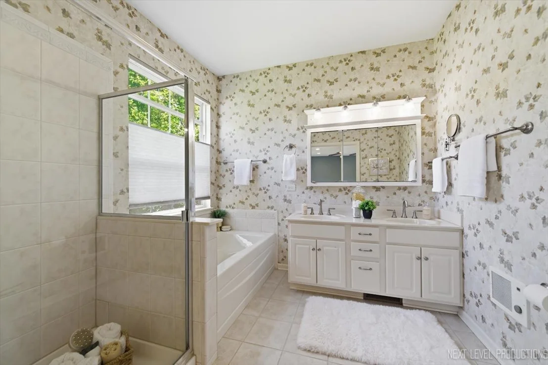 Photo of 865 Cambridge Drive