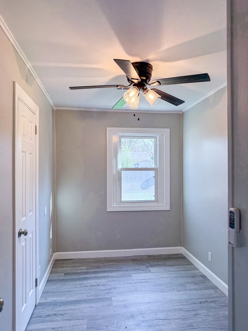 Photo of 1024 Eastview Drive
