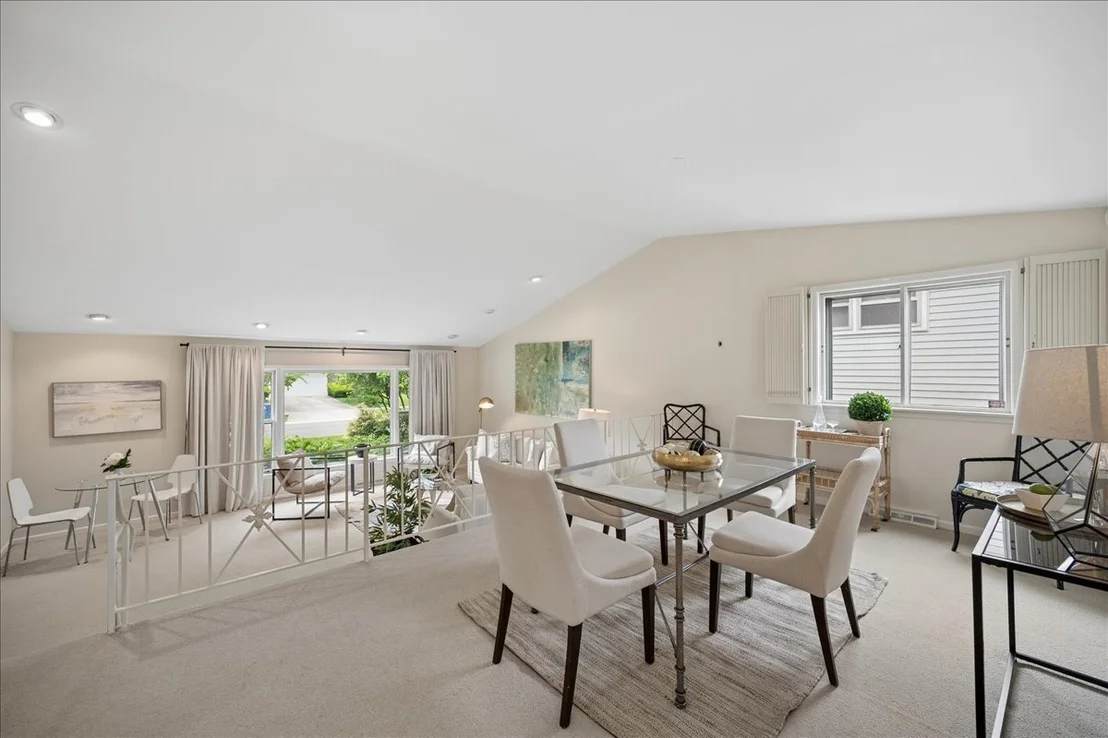 Photo of 3137 Greenleaf Avenue