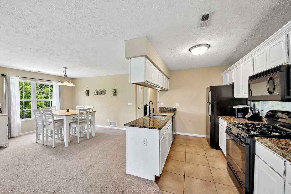 Photo of 661 Stonegate Drive