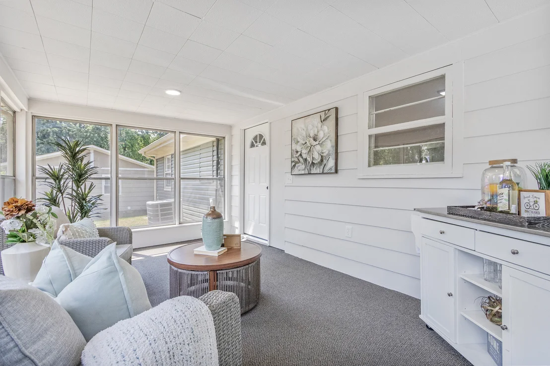 Photo of 646 Mount Vernon Place