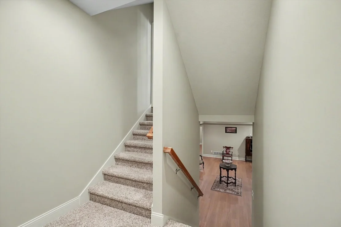 Photo of 1706 Mullikin Drive