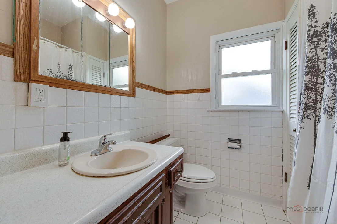 Photo of 1027 St John Street