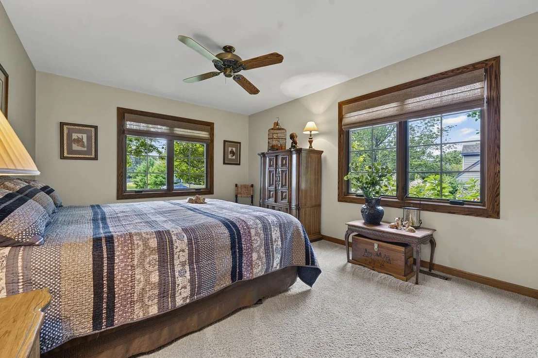 Photo of 3408 James Way