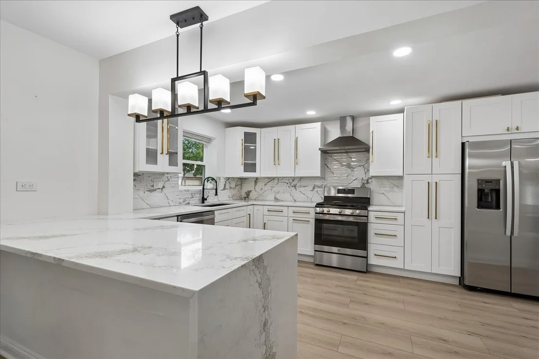 Photo of 2272 Asbury Road