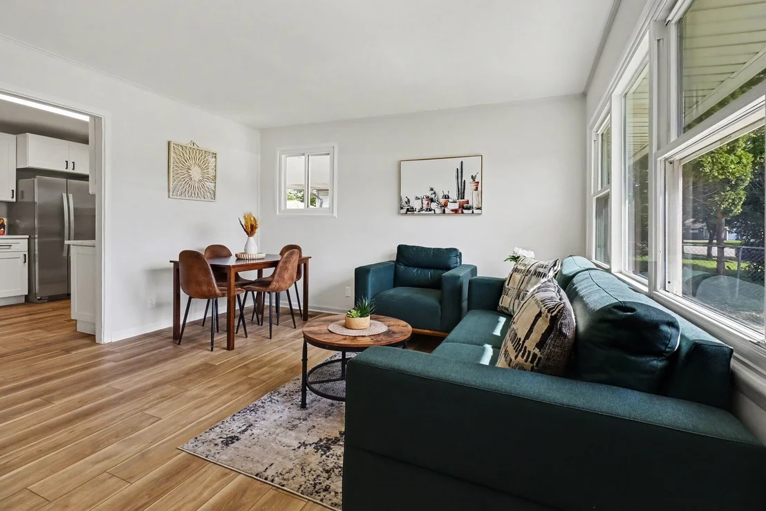 Photo of 2313 Benedict Avenue