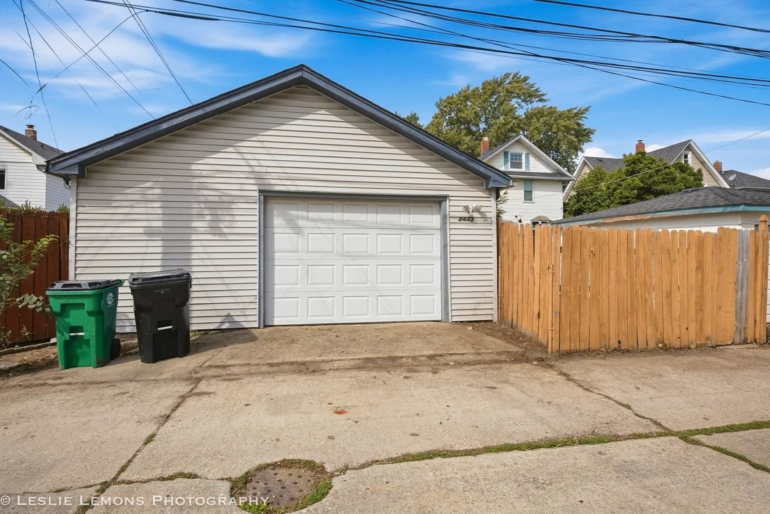 Photo of 3433 wesley Avenue