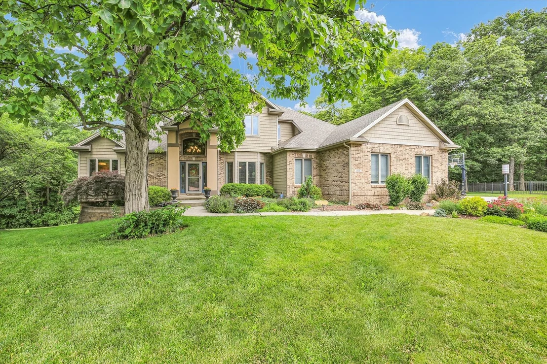 Photo of 1516 River Bluff Drive