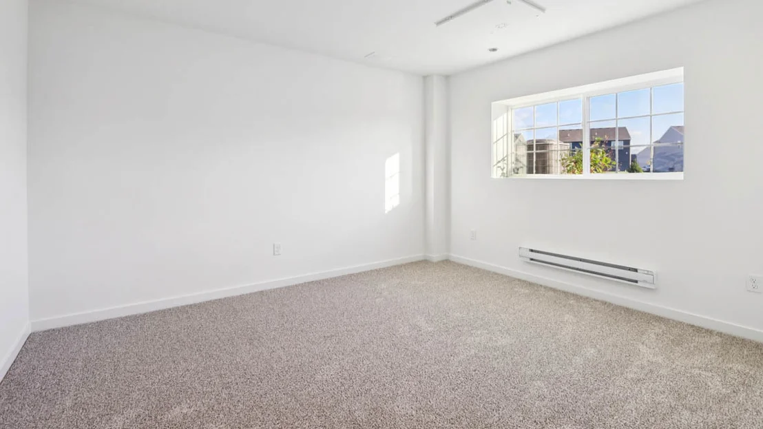 Photo of 1385 Oakfield Lane