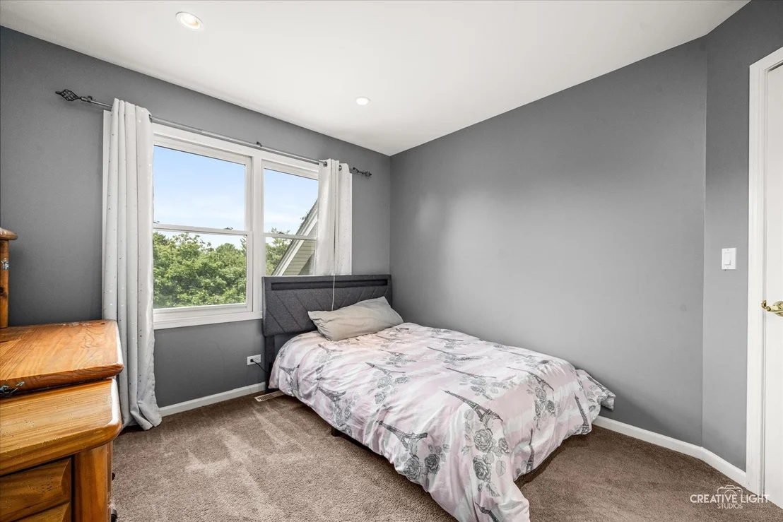 Photo of 2471 Warwick Court