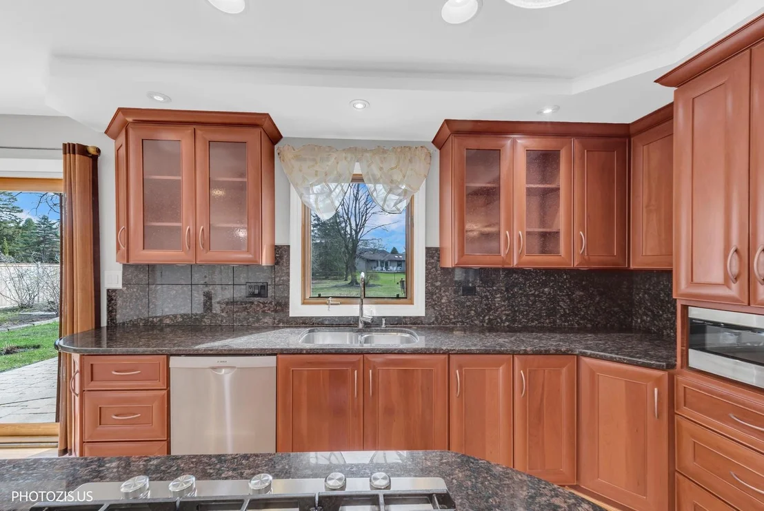 Photo of 3235 Robincrest Drive